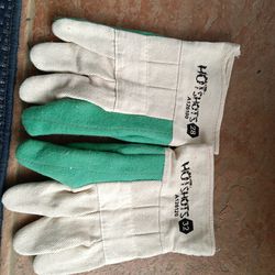 Hot Shot Gloves Five Pair For 10 Dollars Shipping Extra Pick Up Local