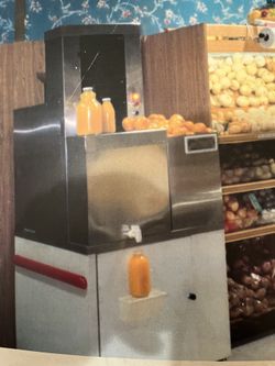Commercial Citrus Juicer