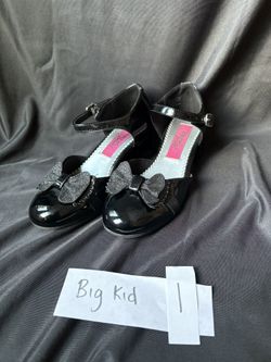 Kids Dress Shoes Like New Size 1 