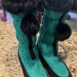 Like New Coach Boots  Teal With Black Fur