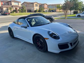 2017 Porsche 911 Targa 4GTS
