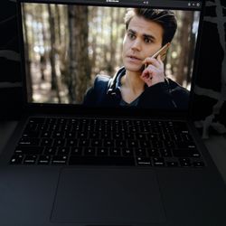 Mac Book Air M2