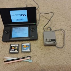 Nintendo DS Lite 