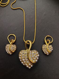 Necklace with earrings