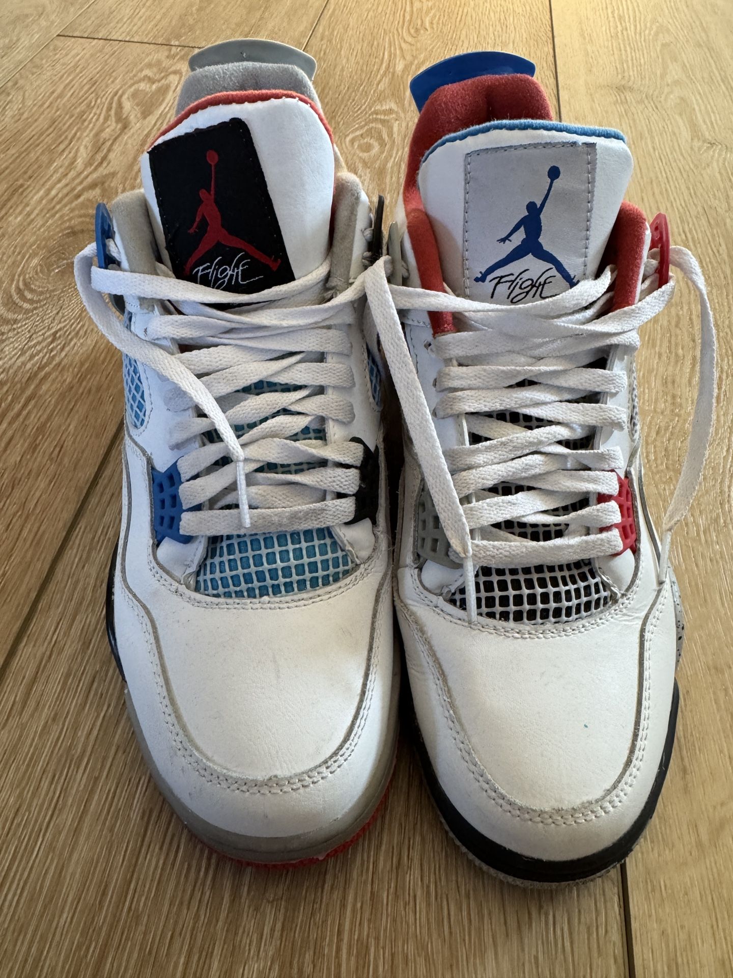 Men’s Size 8.5 Air Jordan 4