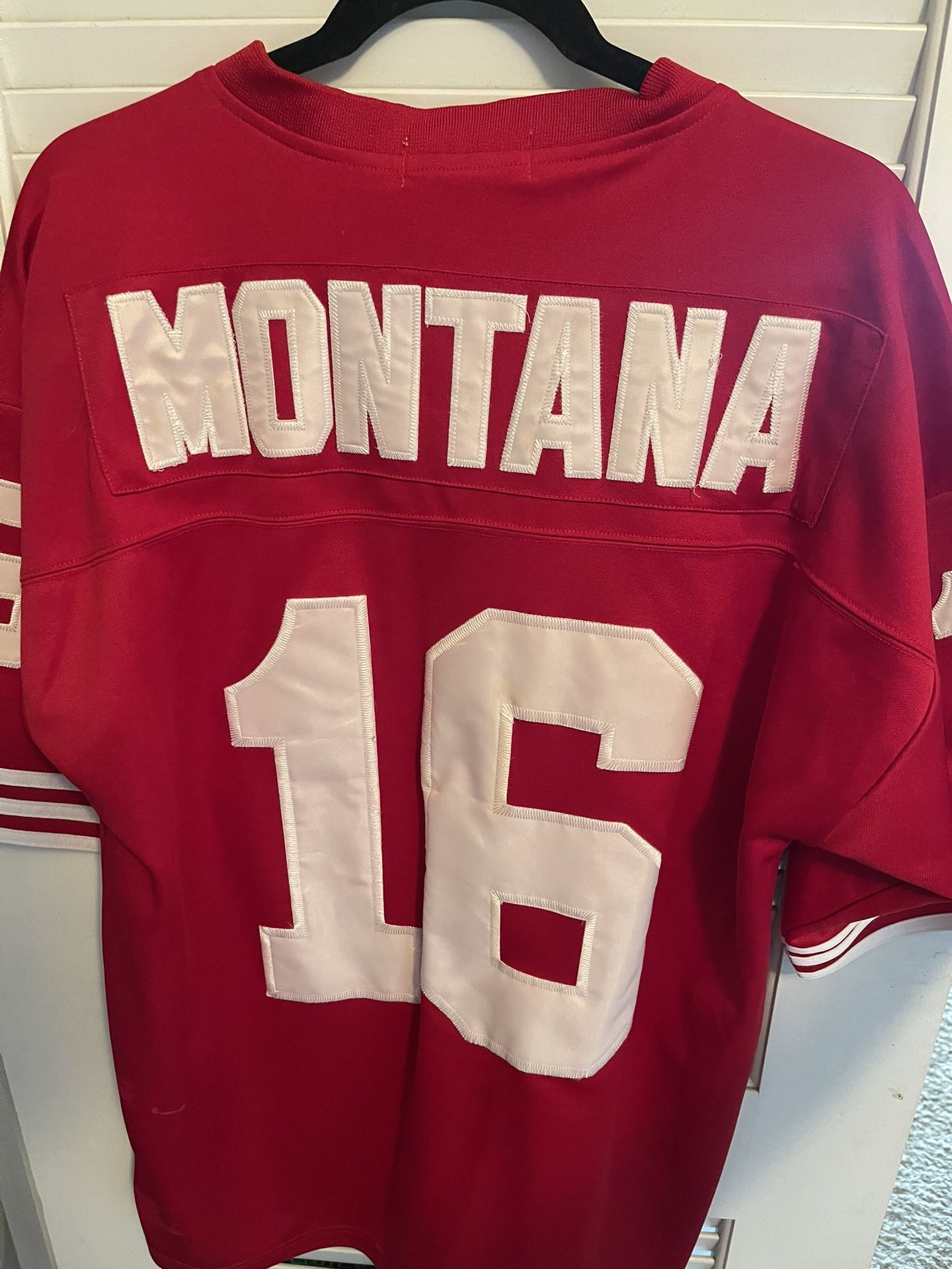 Mitchell & Ness Joe Montana Jersey Size 48 Throwback