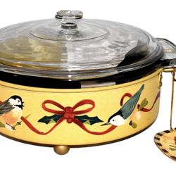 New With Tags LENOX Winter Greetings Round Casserole Dish w/ Holder