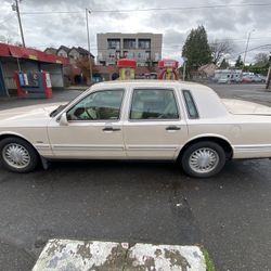 1995 Lincoln Town Car