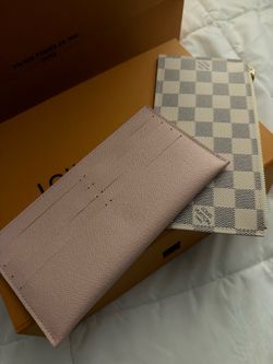 Louis Vuitton  hand purse