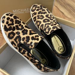 Amazing Michael Kors Shoes Like New