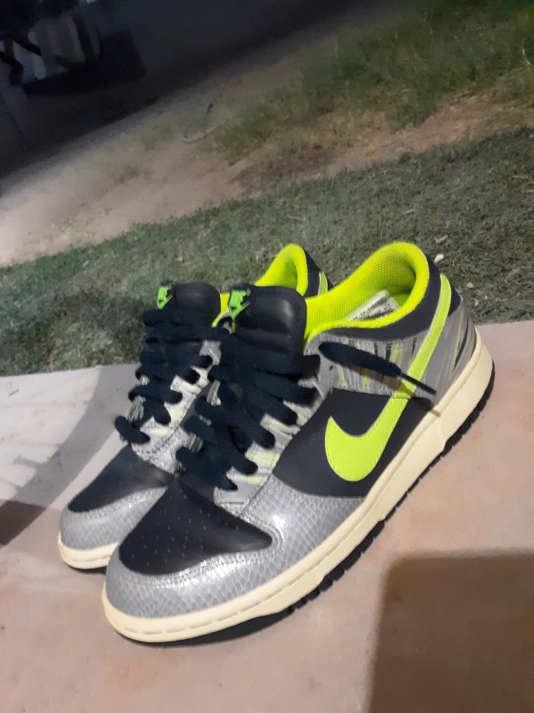 Nike Air force one 6.5y neon green tiger stripes
