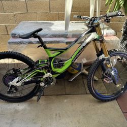 Specialized  Demo 8 I 