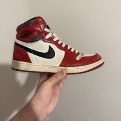 Jordan 1 lost and founds size 9.5 used OFFER YOUR PRICE
