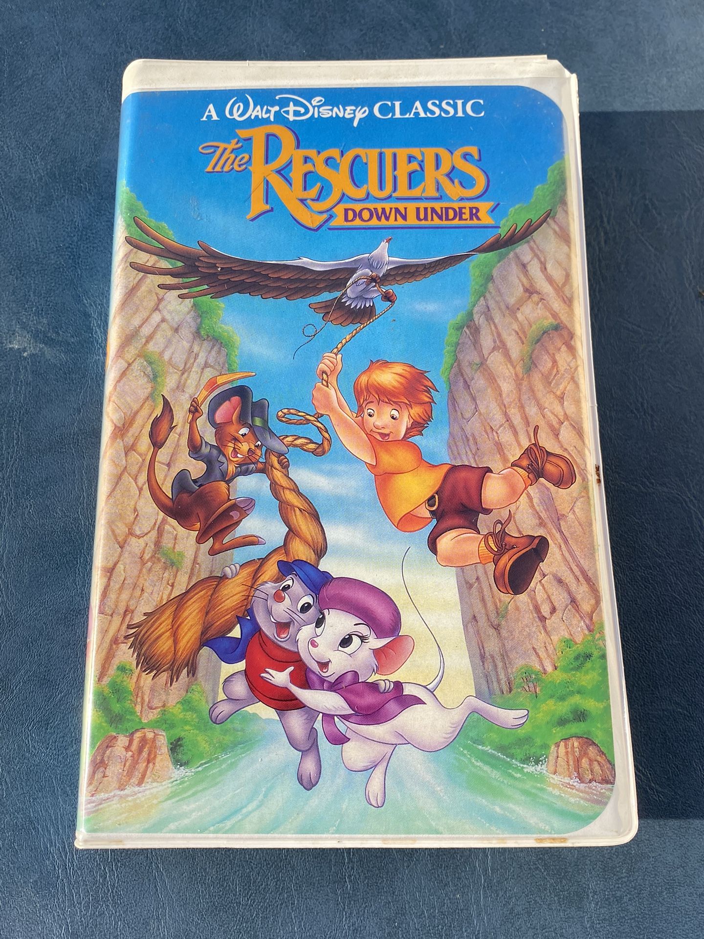 Black Diamond RARE The Rescuers VHS Tape 