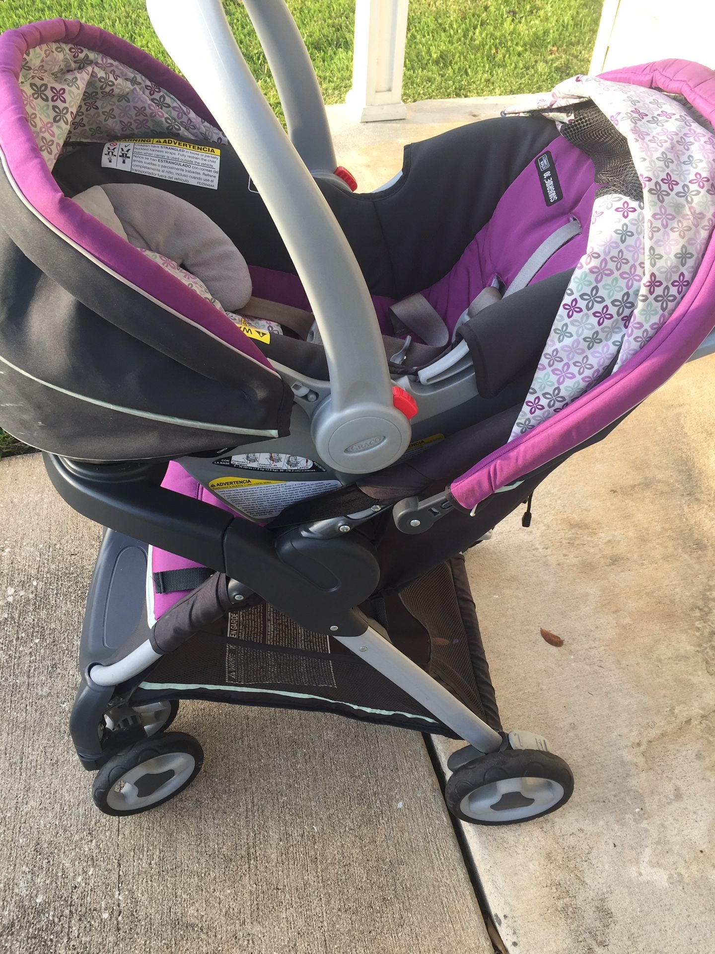 Graco Travel System with base