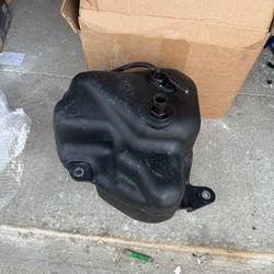 AdBlue tank for Mercedes Sprinter  2500 . Good condition. 
