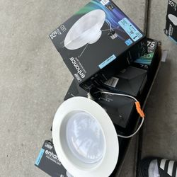 LED Electric Good Condition Brand New$35 Seven Pieces 7