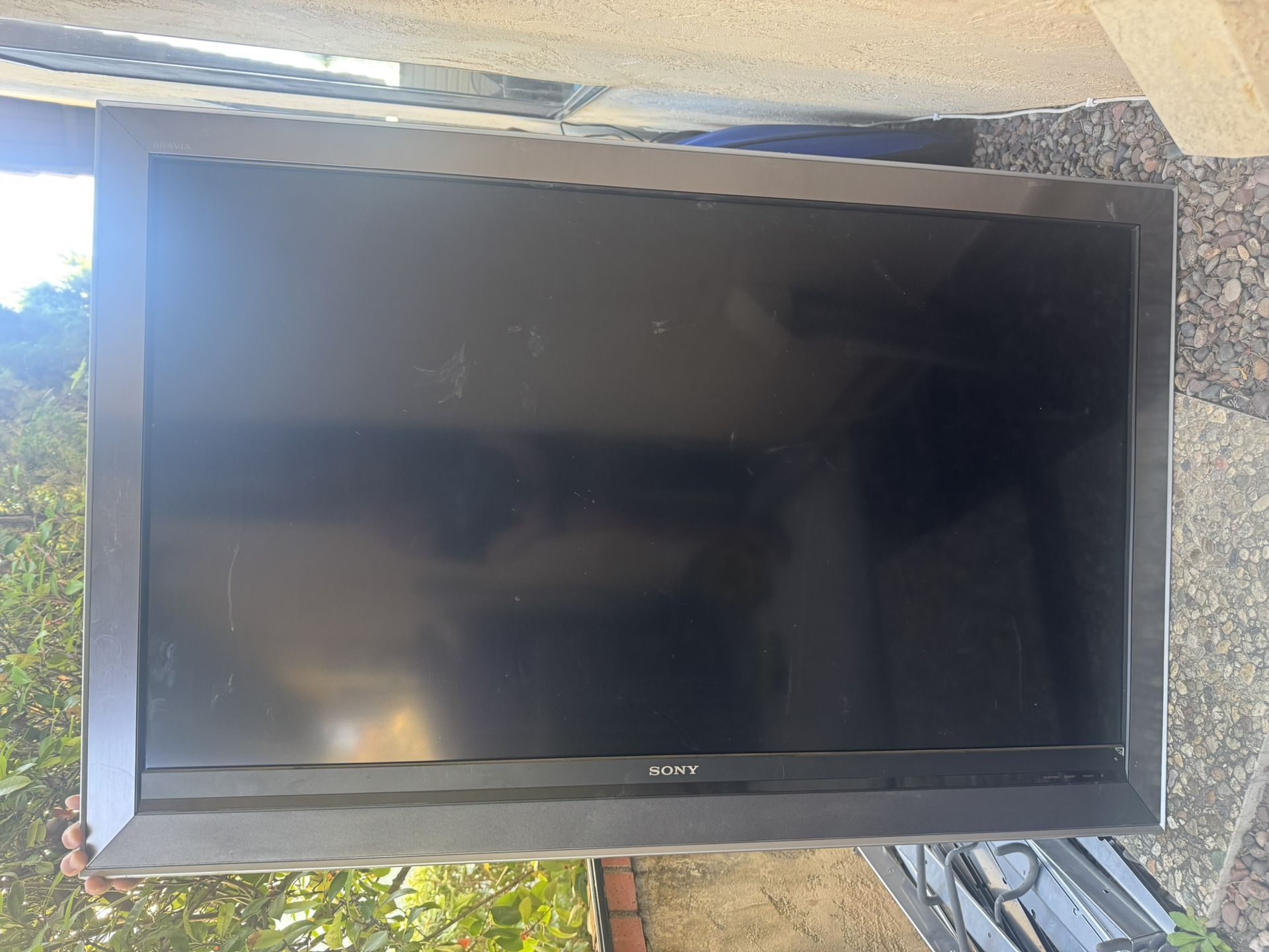 Large Sony TV 2007