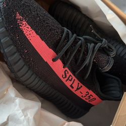 Yeezy 350 Boost (Core Black red)