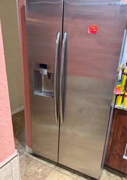 Fridge, microwave and range