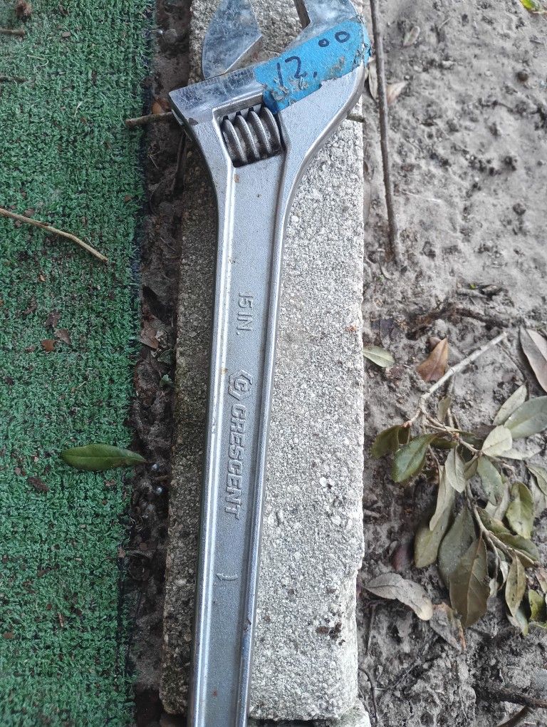 15" Crescent Wrench