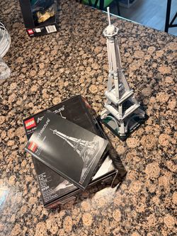 Lego: Eiffel Tower