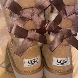 UGG Bailey Boots Size 1