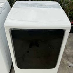 Samsung Dryer (Delivery Available)