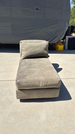 Olive green lounge chair