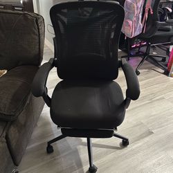 Brand new office chair