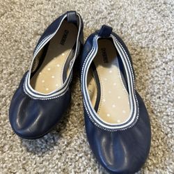 Girls’ Ballet Flats – Size 12