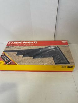 Testors B-2 Stealth Bomber Kit 4076  Sealed Bags