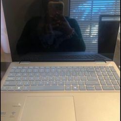 Dell Inspirion 16 Plus Laptop 