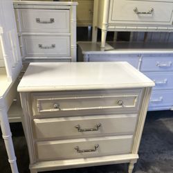 White Three-Drawer Dresser 