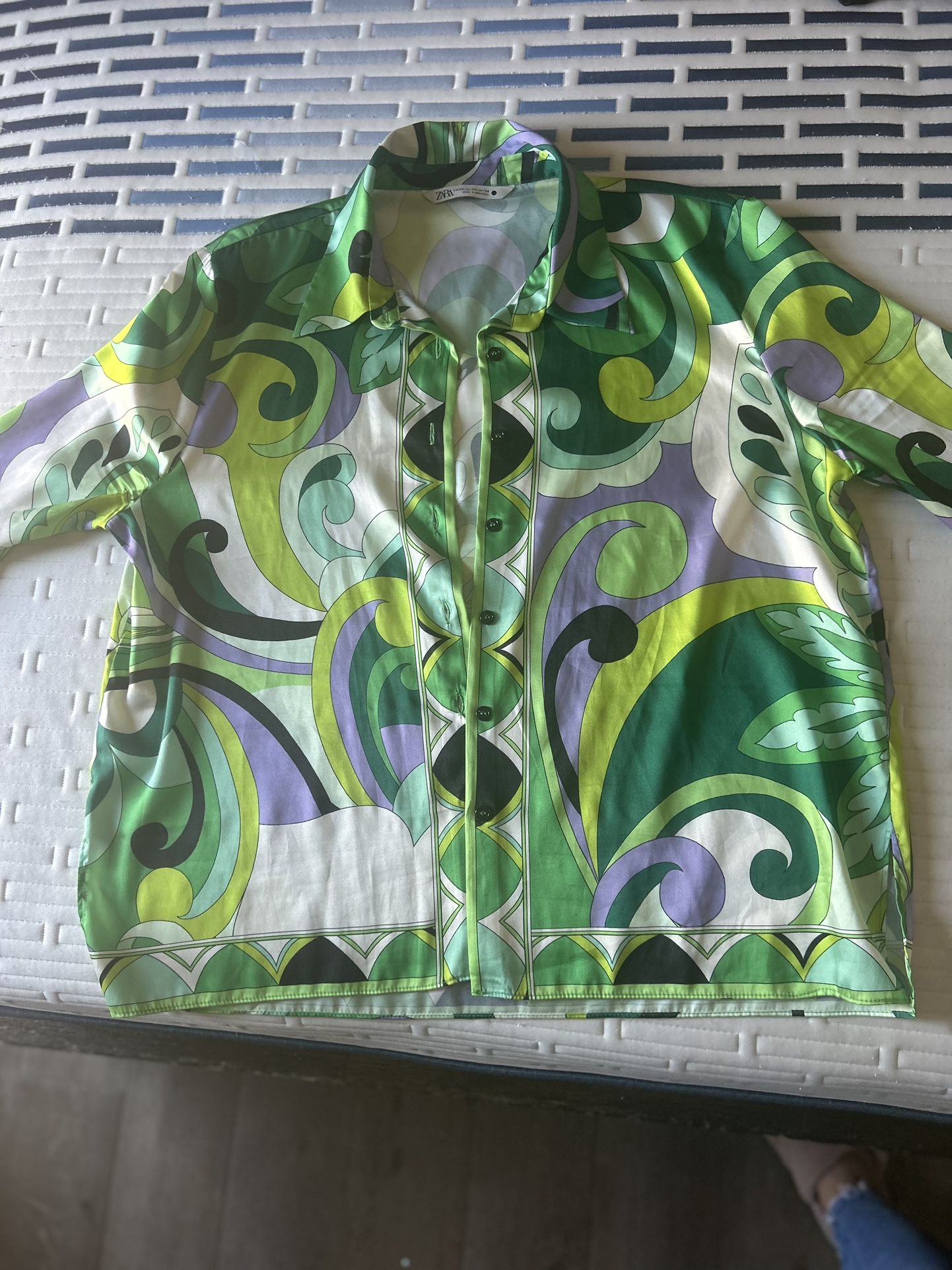 Zara Women’s Blouse