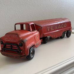 Texaco Red Tanker Truck Toy Gas & Oil Theme Collectible