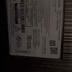 Samsung TV Model UN55NU7200F With Stand