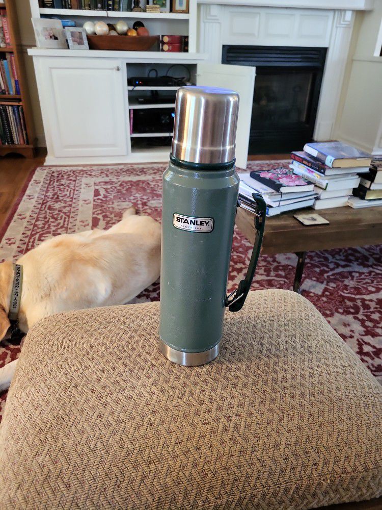 Stanley Thermos Green 1.4 Qt Quart 1.32 L **Model 20-00555 ** Foldable  Handle for Sale in Ontario, CA - OfferUp