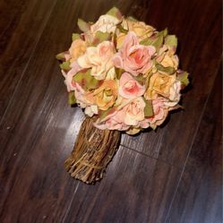 Floral Center Piece Rose Bouquet