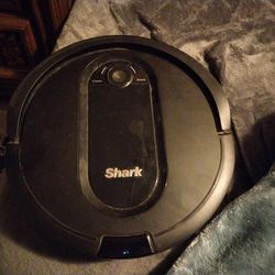 Shark Robot Vacuum 