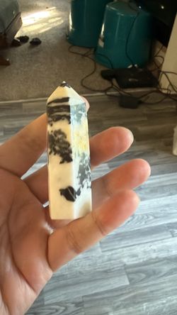 Polished Crystal Tower Point Stone
