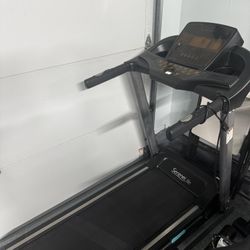 Treadmill 