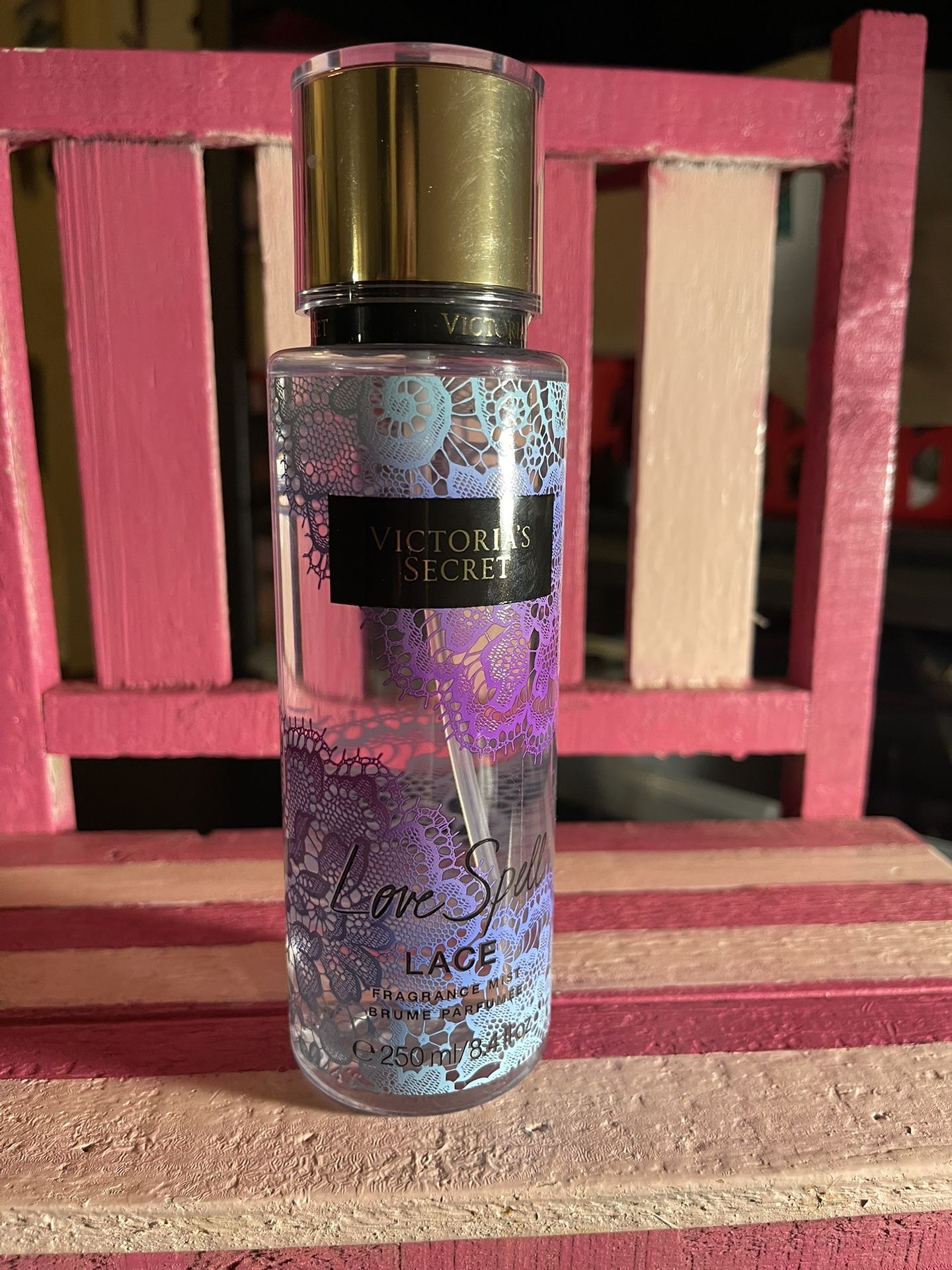 Victoria’s Secret Discontinued 💜LOVE SPELL LACE💜 Fragrance Mist Full Size - NEW - $30 ❌PRICE IS FIRM ❌💚 PLEASE READ FULL DESCRIPTION 💚