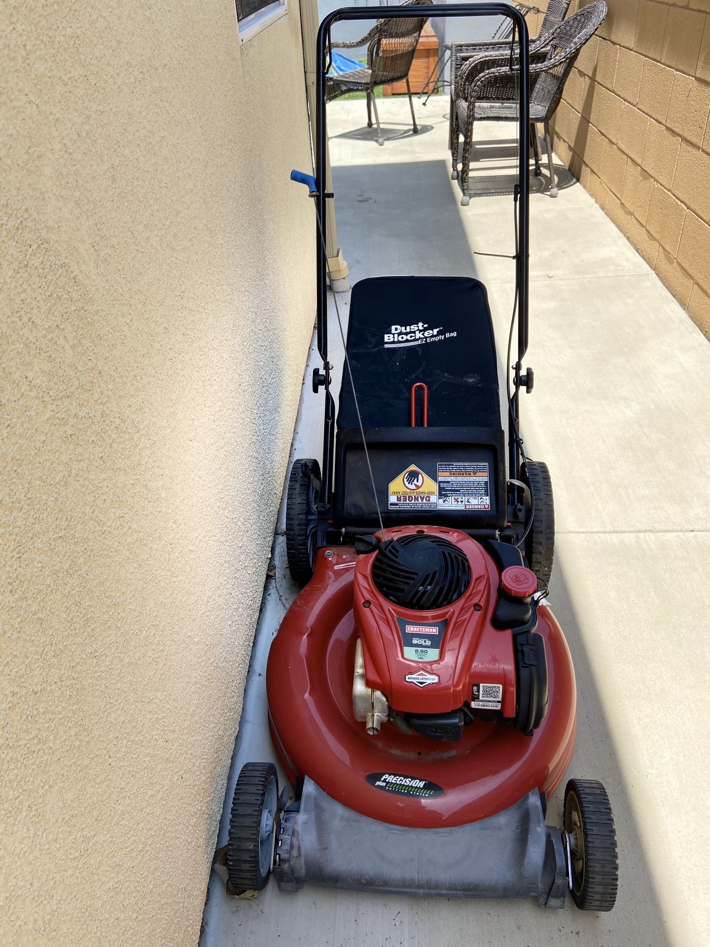 Craftsman gold 5.50 lawn mower for Sale in Brea, CA OfferUp