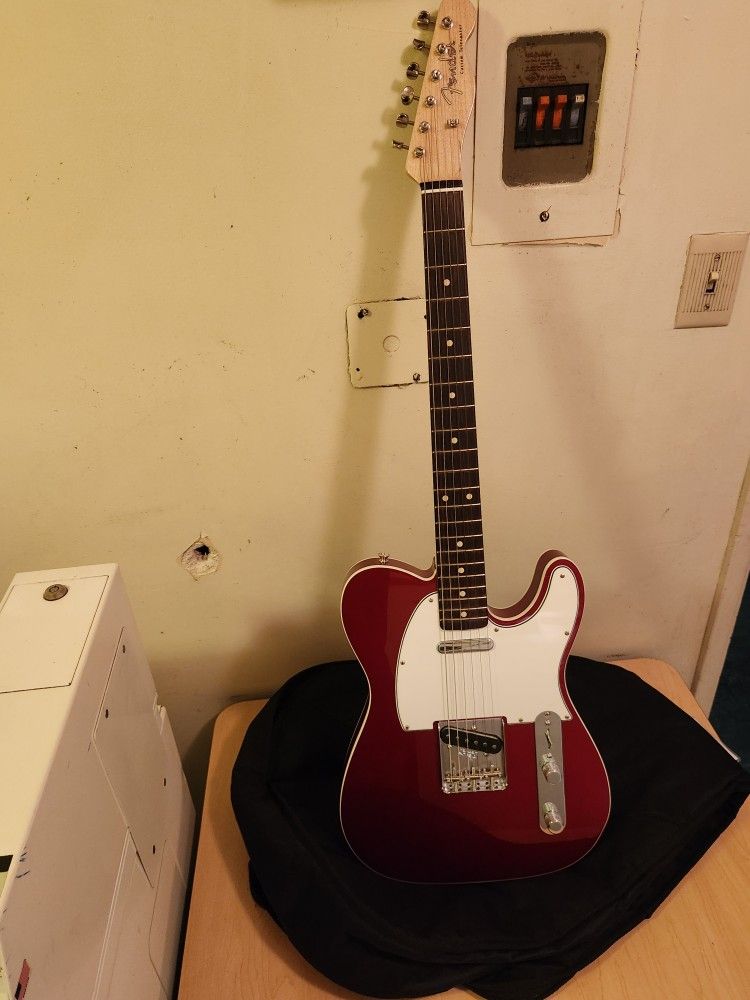 Fender Custom Shop 1962 Telecaster. Rosewood Fingerboard Time Machine. $1500 OBO