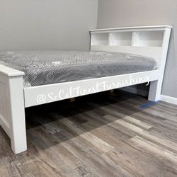 Full Bed With Mattress
