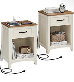 Set of 2 Nightstands
