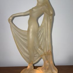 Vintage Lucite Acrylic Art Deco Nude Woman Statue Signed Mirage 