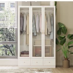 Wardrobe 