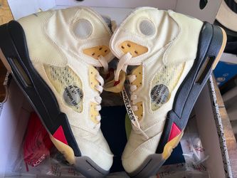 Off-White × Nike Air Jordan 5 "Sail" // Size 8M